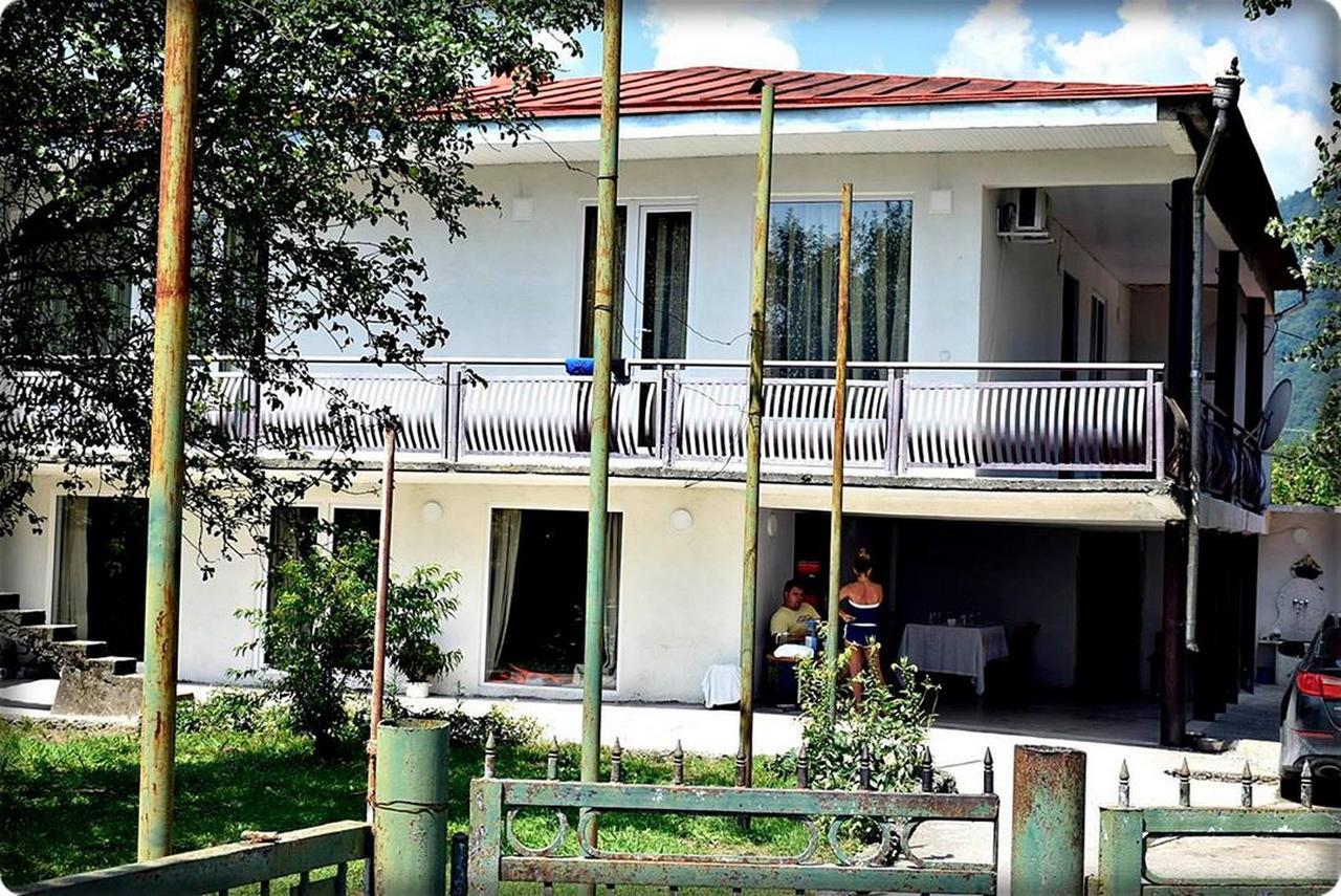 Guest House Qedi Jvari Esterno foto