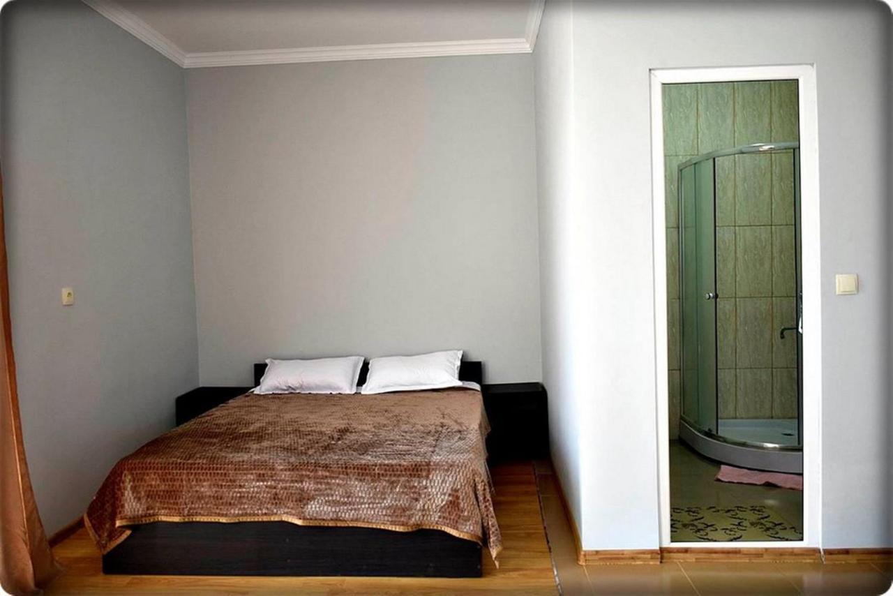 Guest House Qedi Jvari Esterno foto