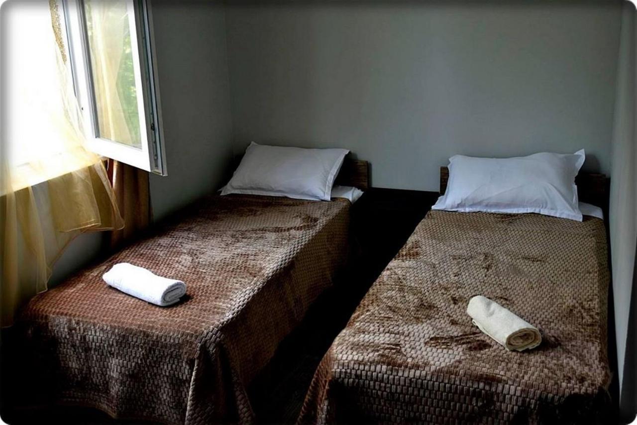 Guest House Qedi Jvari Esterno foto